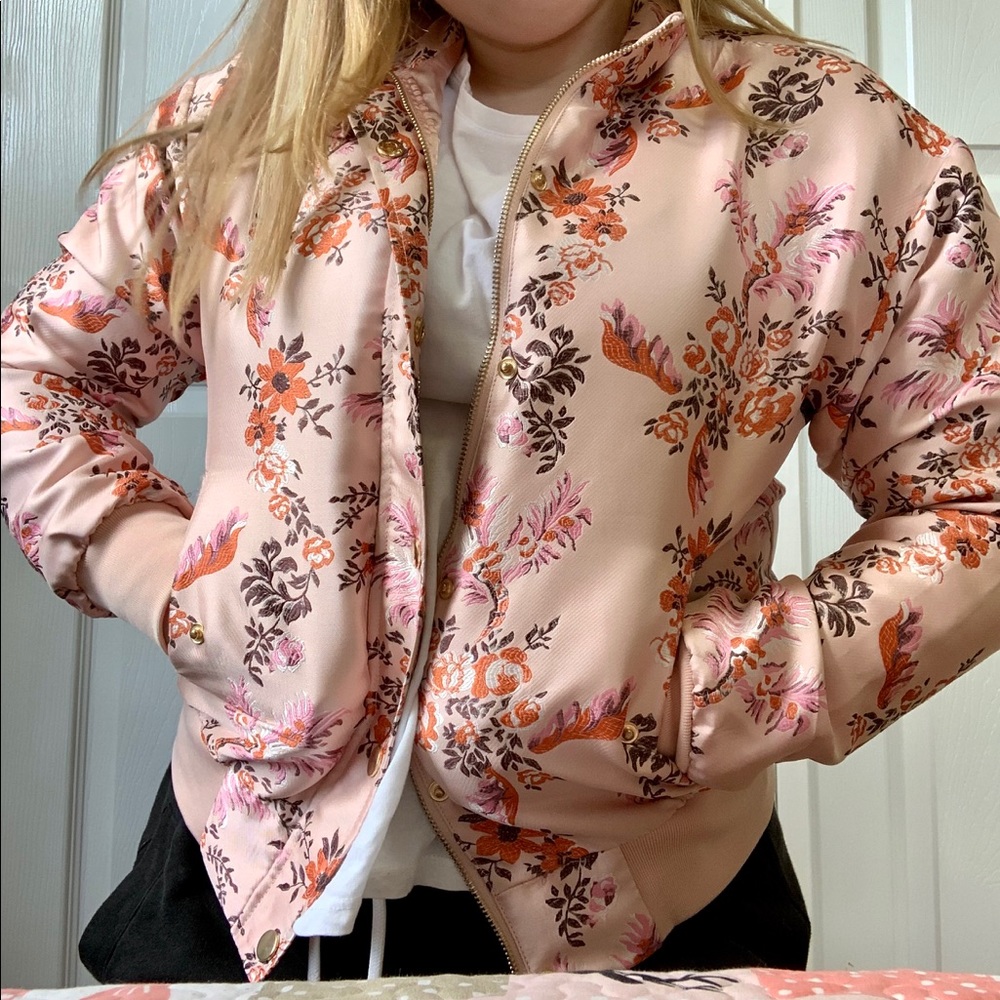 ❤️Forever 21 bomber jacket